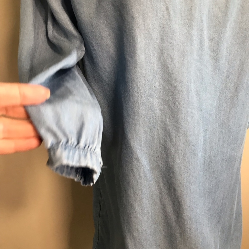 Chambray Off the Shoulder Dress - Size Medium - Standard Grace - Picture 5 of 9